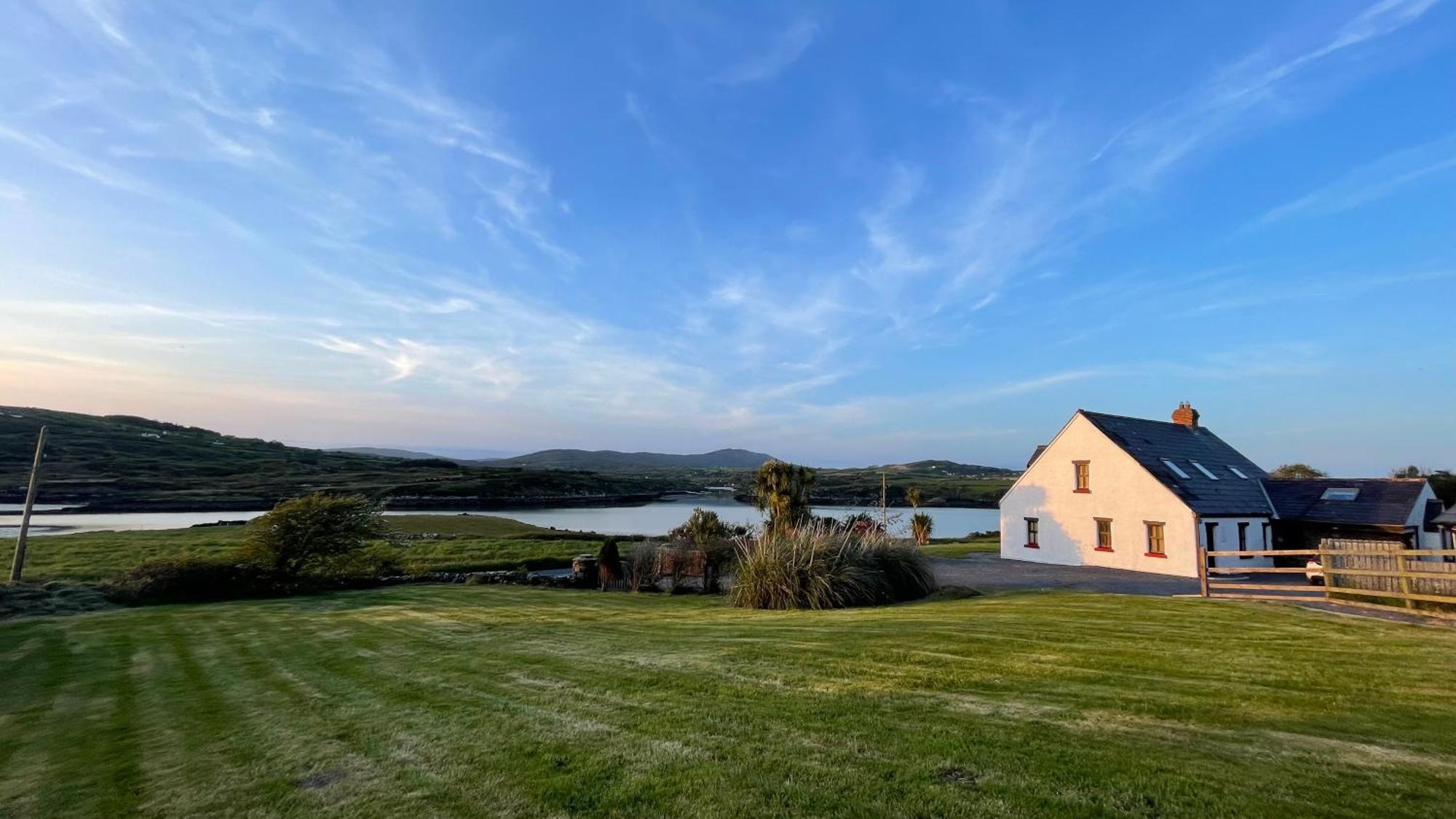 Seafront House With Own Private Pier In Gunpoint, Schull, West Cork Villa Seafort Exterior photo
