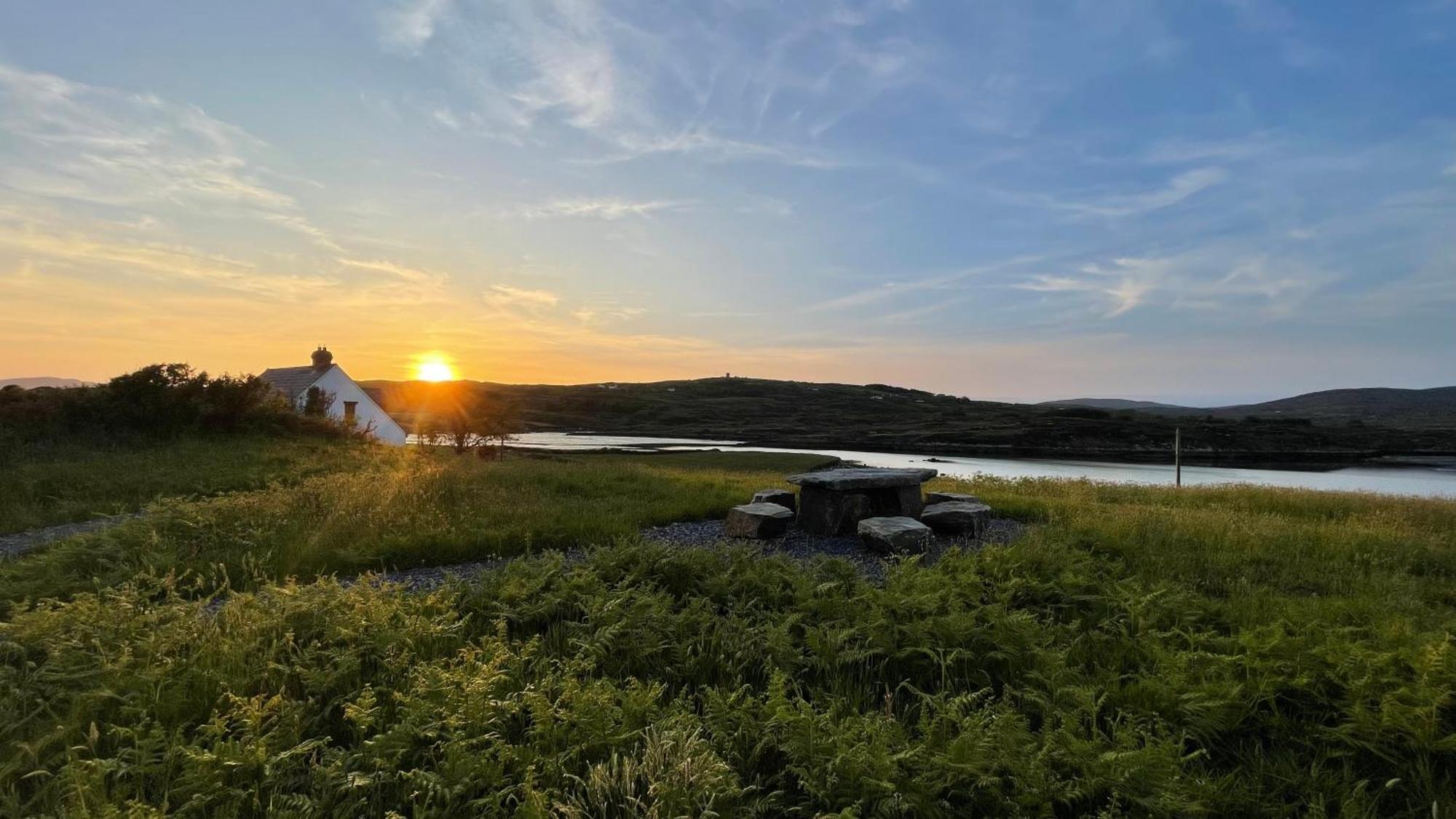 Seafront House With Own Private Pier In Gunpoint, Schull, West Cork Villa Seafort Exterior photo